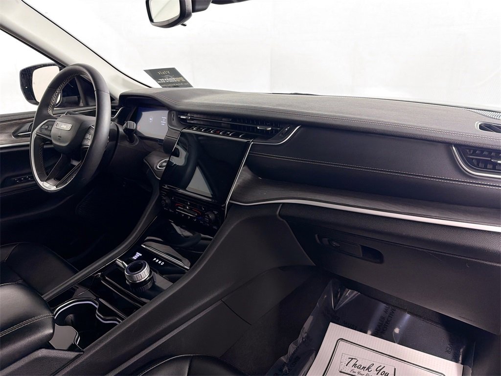 Used 2023 Jeep Grand Cherokee Limited image 26