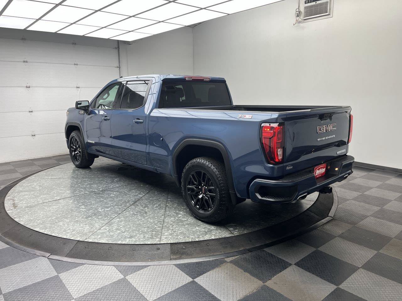 Certified 2026 GMC Sierra 1500 Elevation w/ X31 Off-Road Package AWD/4WD image 2