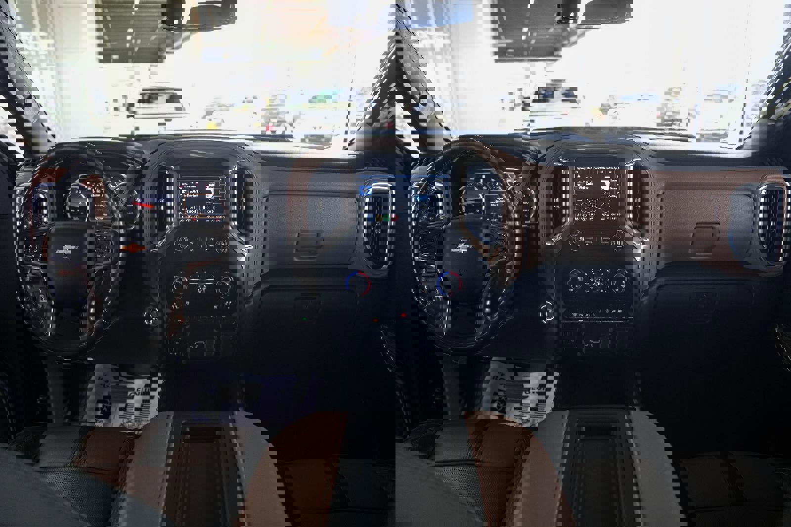 Used 2022 Chevrolet Silverado 3500 High Country image 2