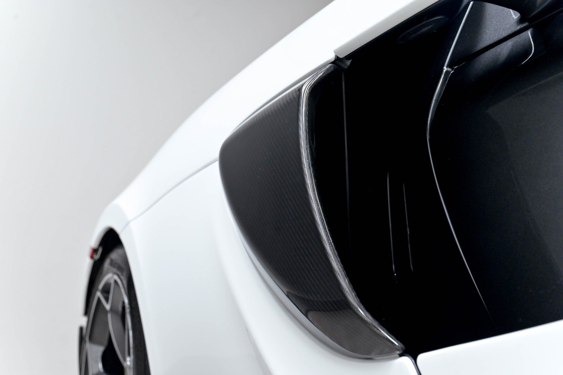 Used 2019 McLaren 600LT RWD image 44