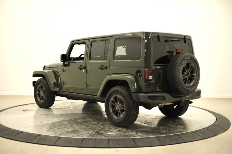 Used 2016 Jeep Wrangler Unlimited Sahara image 5