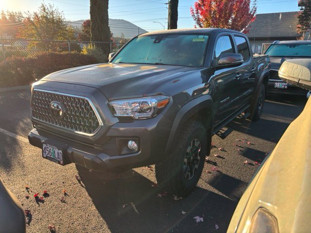 Certified 2019 Toyota Tacoma TRD Off-Road w/ Technology Package AWD/4WD image 5