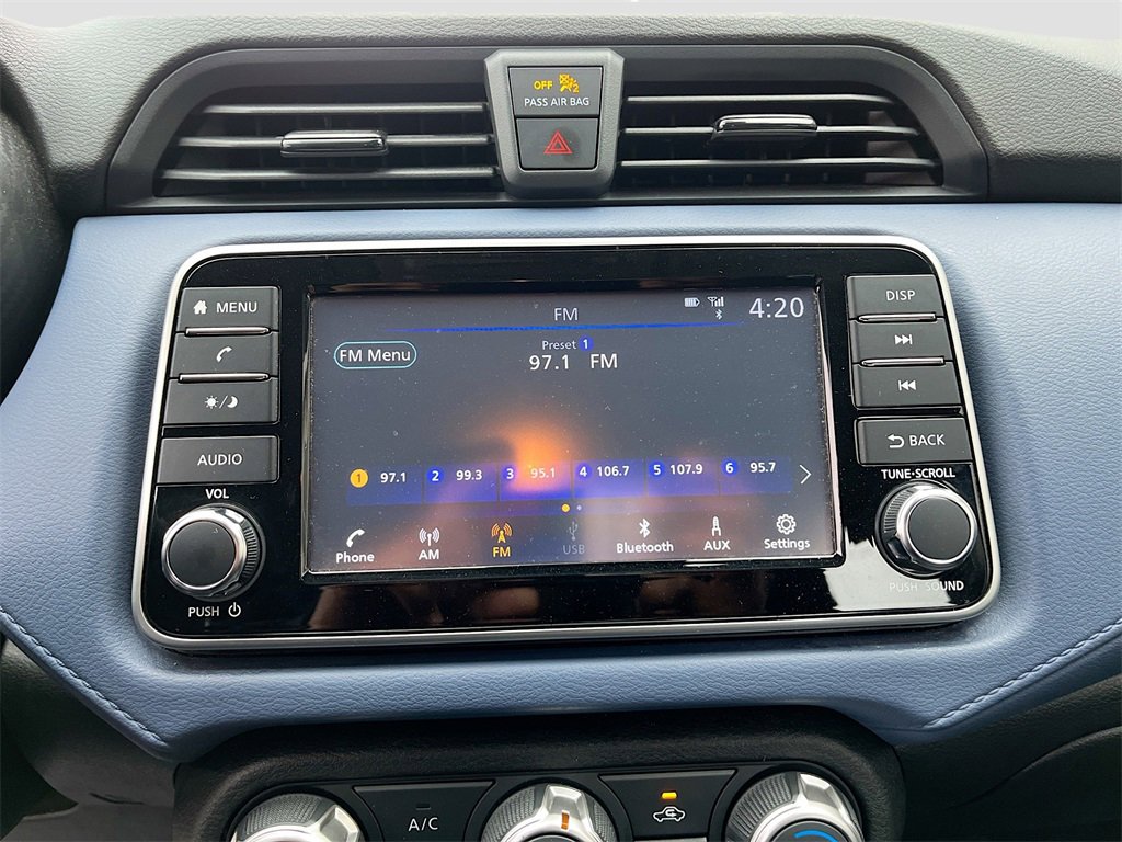 Certified 2023 Nissan Versa SV image 11