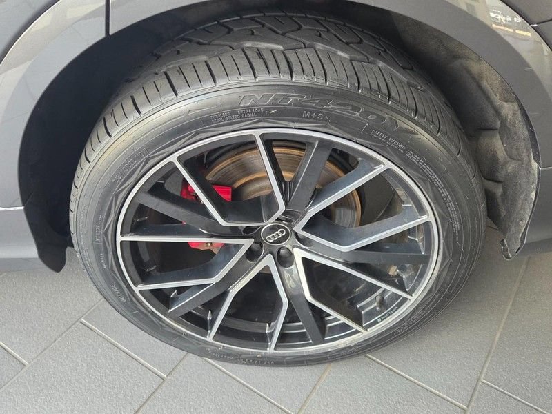 Used 2021 Audi Q8 Premium Plus AWD/4WD image 5