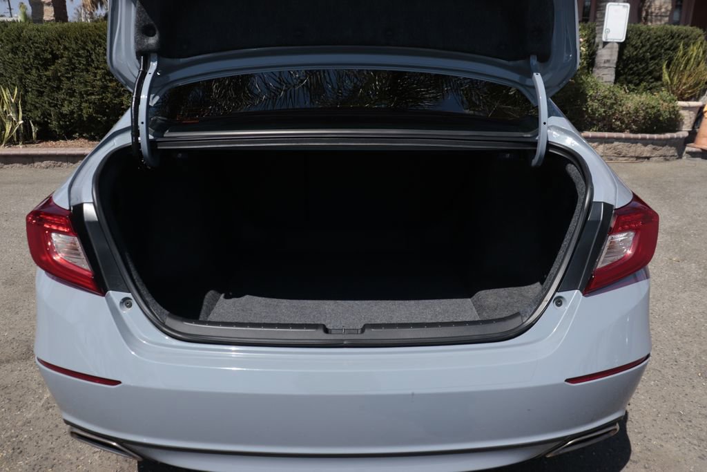 Used 2021 Honda Accord Sport image 8