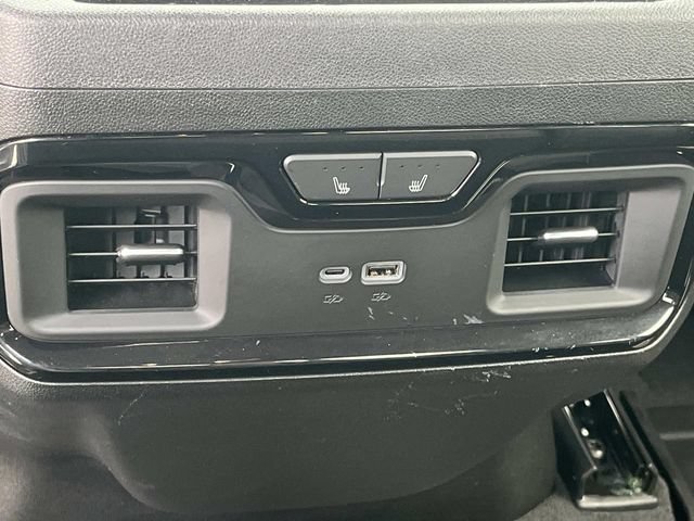 Used 2024 GMC Sierra 2500 AT4 w/ Technology Package AWD/4WD image 21