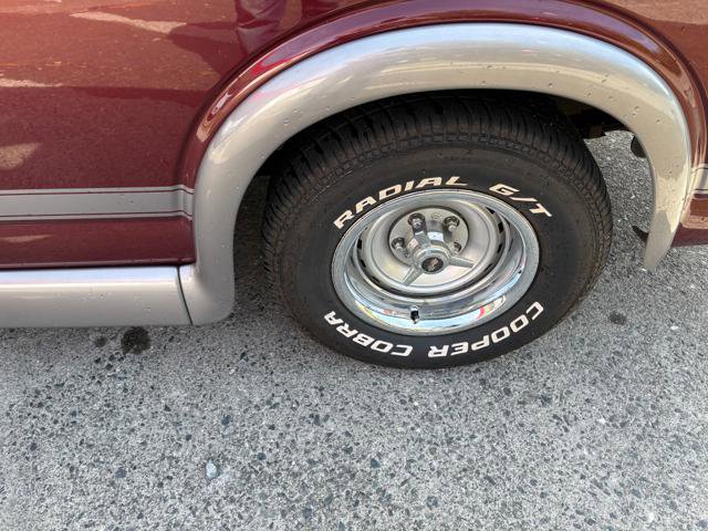 Used 1999 Chevrolet Express 1500 w/ Convenience Pkg image 40