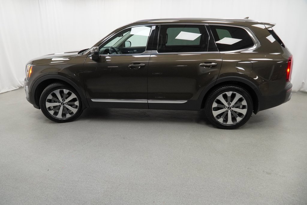 Used 2021 Kia Telluride EX w/ EX Premium Package image 15