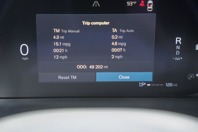 Certified 2023 Volvo XC60 B5 Plus w/ Climate Package AWD/4WD image 43
