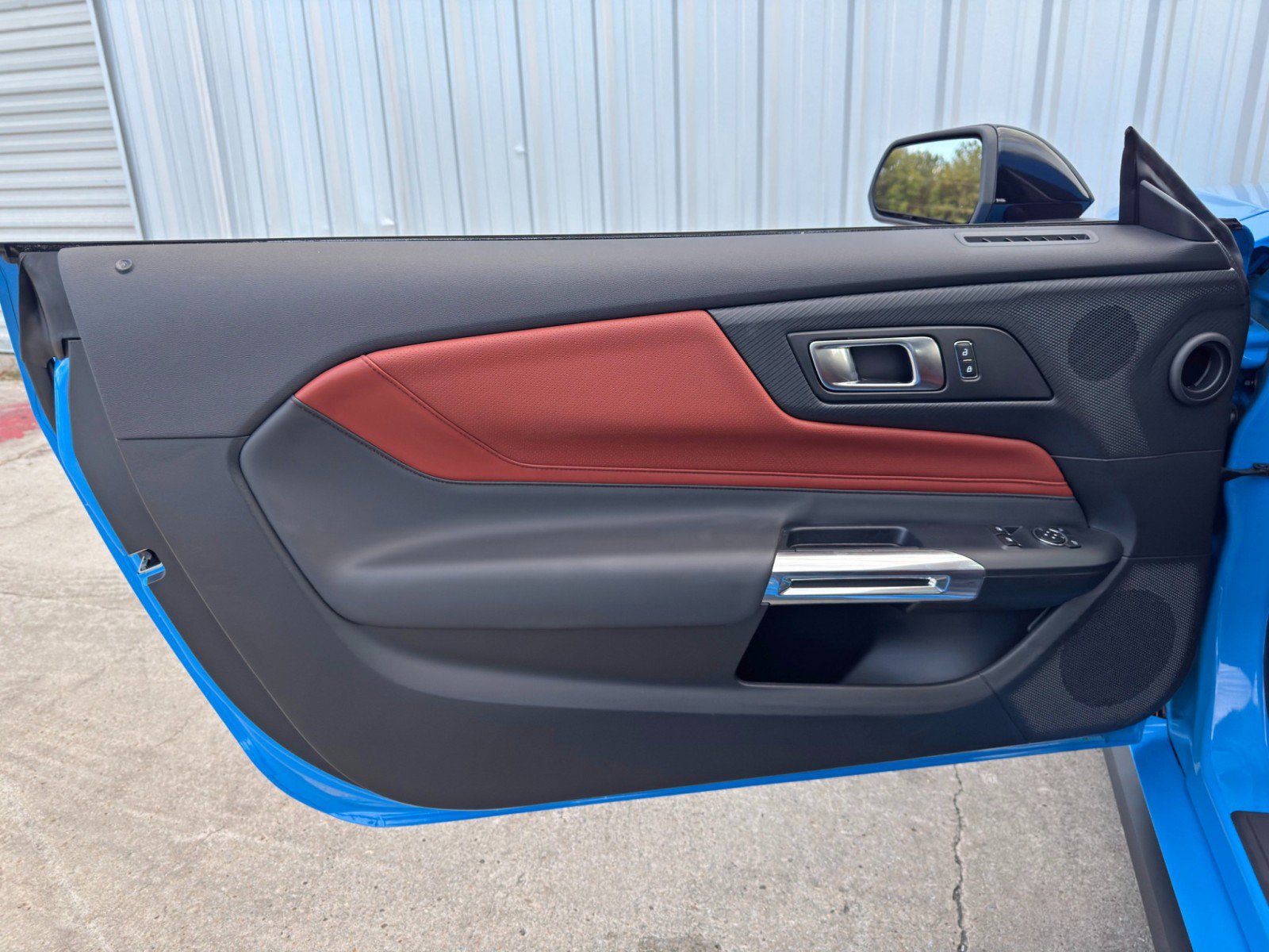 Used 2025 Ford Mustang GT Premium w/ Mustang Nite Pony Package image 33
