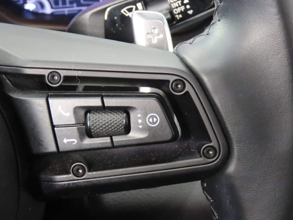 Certified 2023 Porsche Panamera RWD image 21