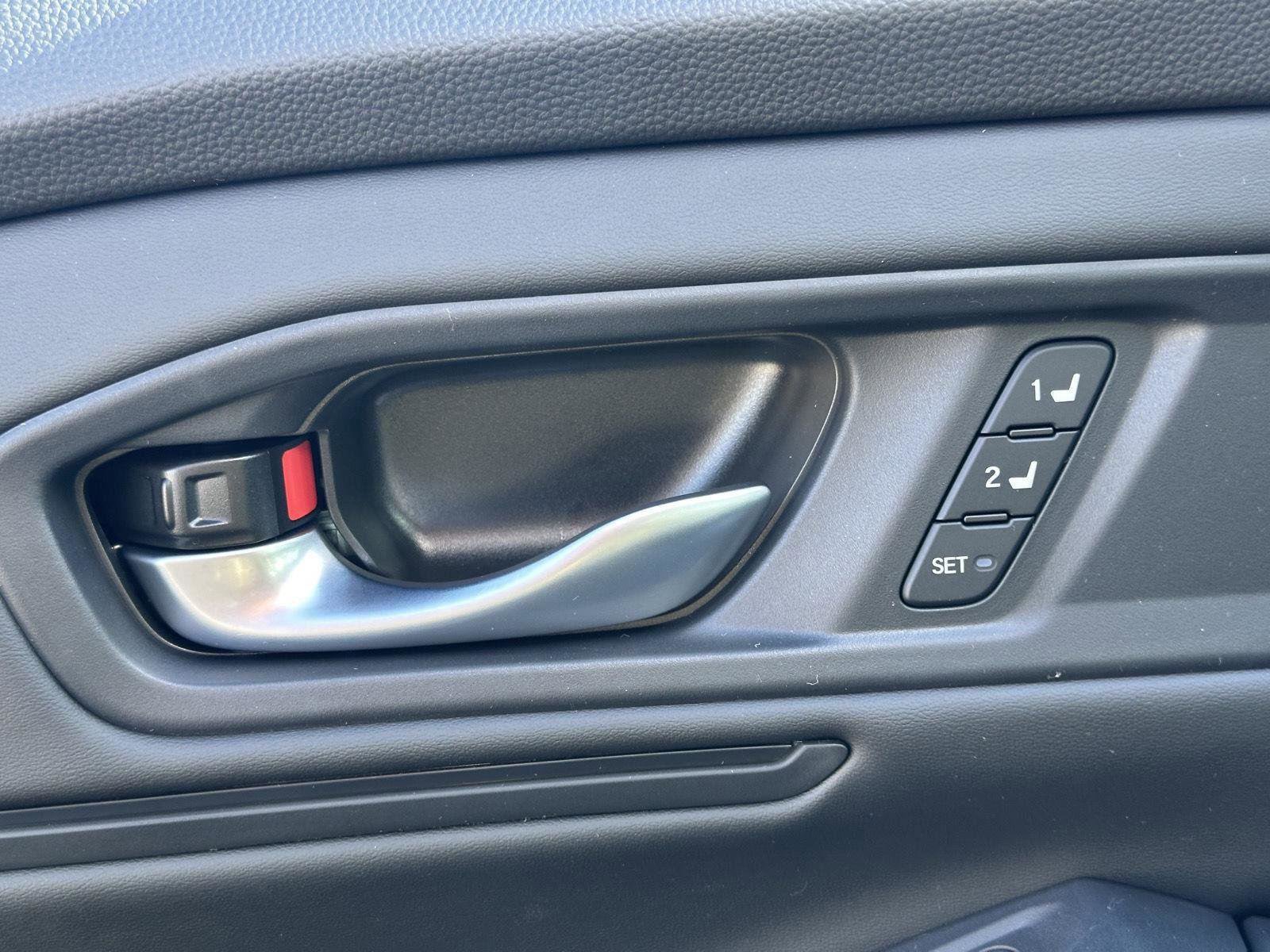 New 2025 Honda Accord EX-L image 13