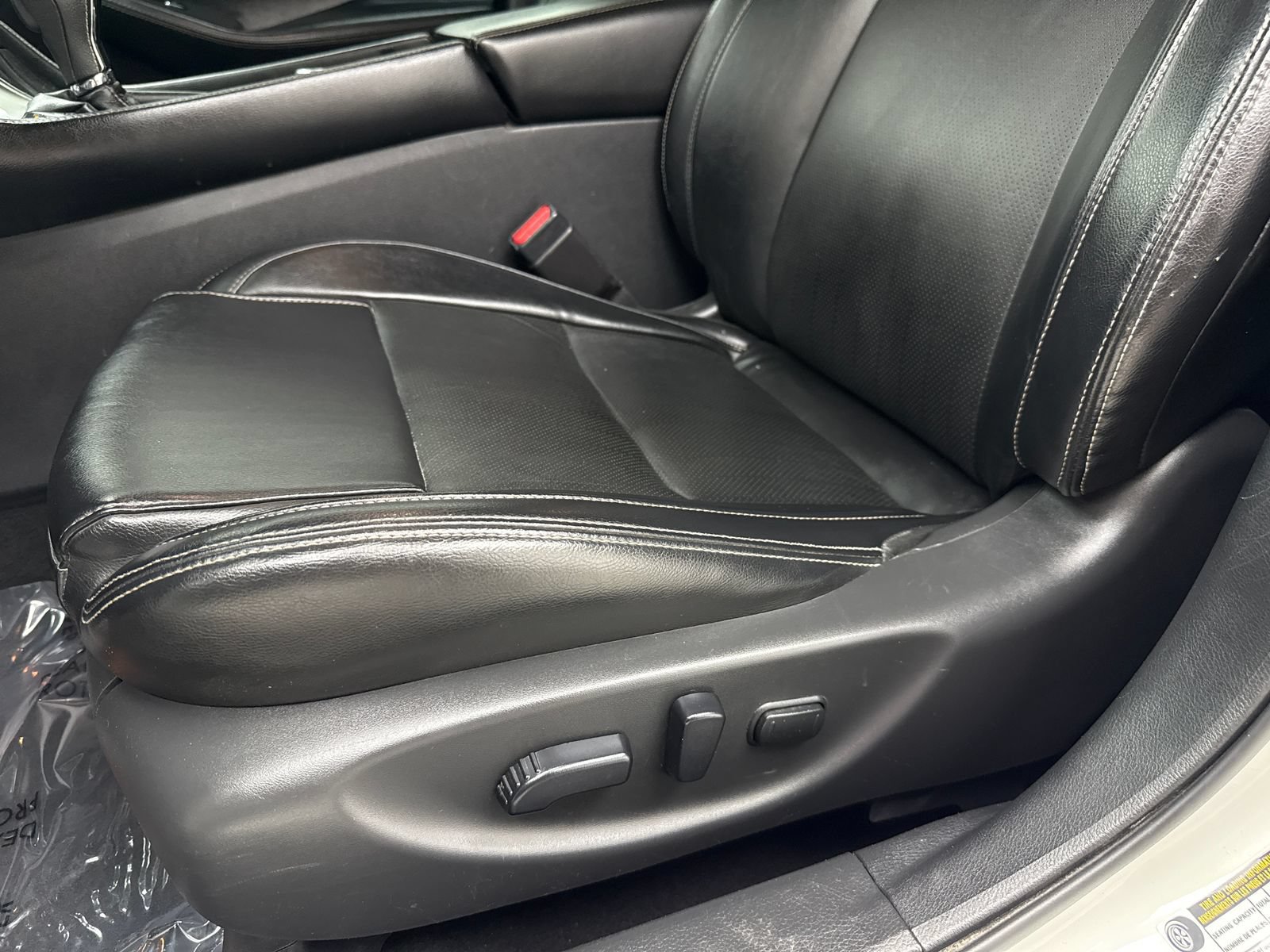 Used 2022 Nissan Maxima SV w/ Floor Mat Group FWD image 34