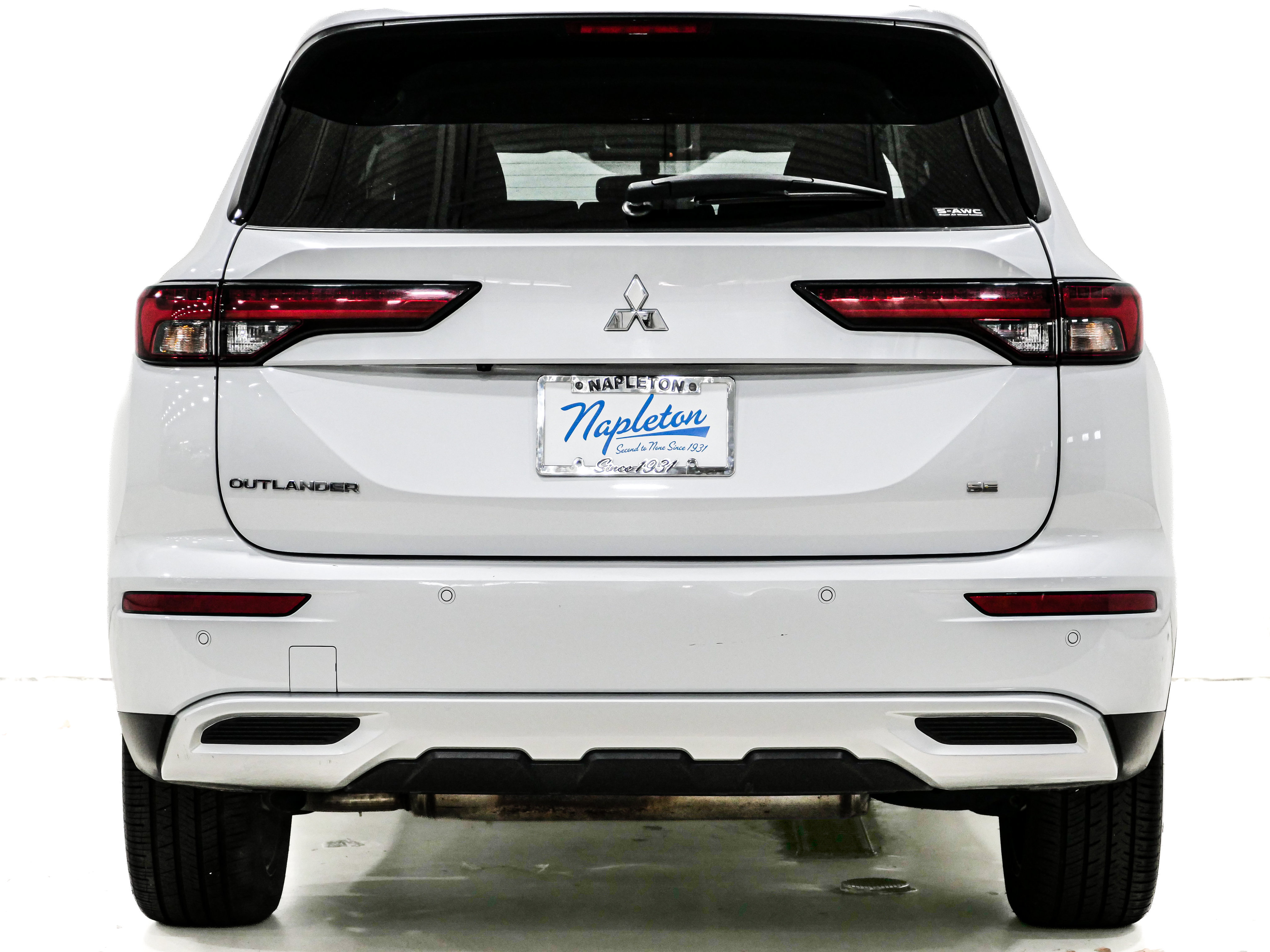 Used 2024 Mitsubishi Outlander AWD image 7