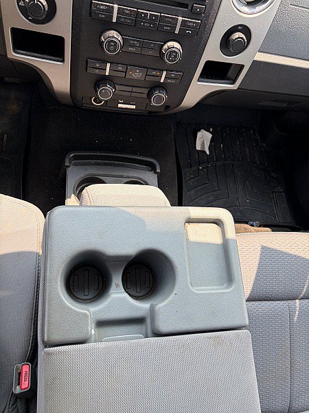 Used 2012 Ford F150 XLT w/ XLT Chrome Pkg AWD/4WD image 11