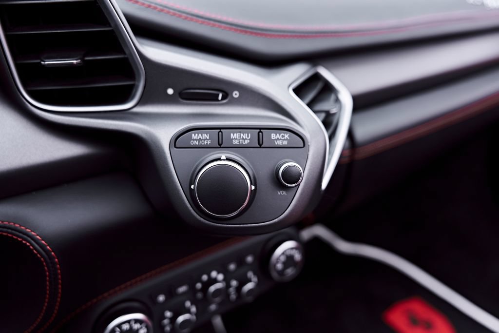 Used 2014 Ferrari 458 Spider RWD image 88