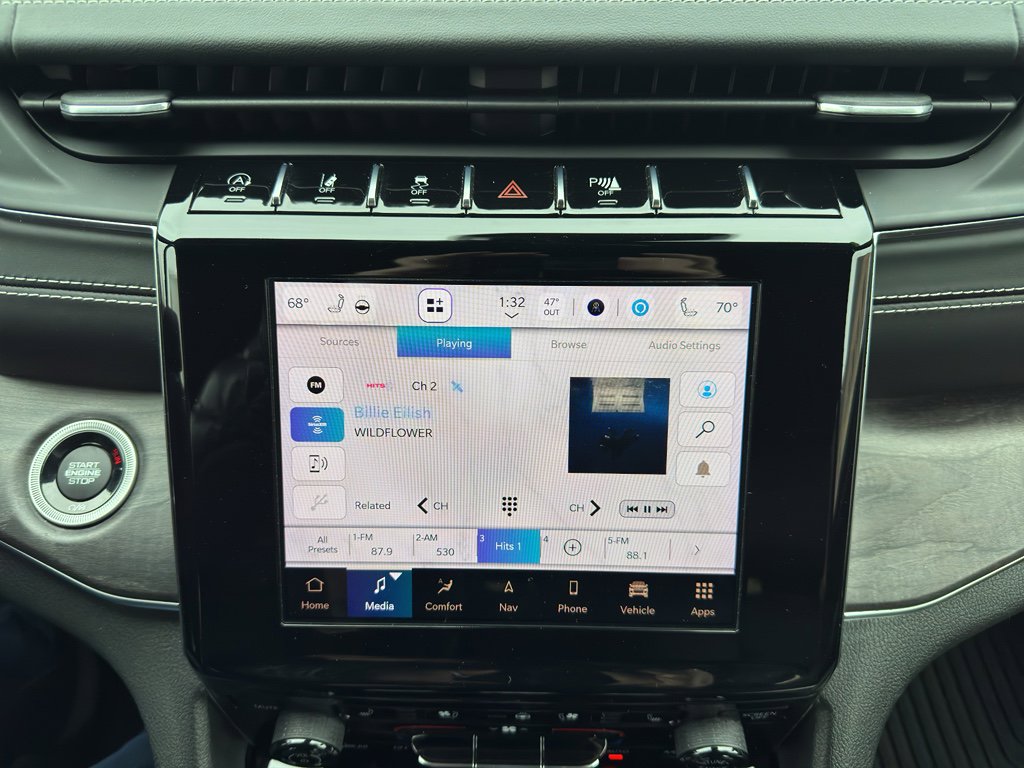 Certified 2022 Jeep Grand Cherokee Overland w/ Adv Protech Group III image 26