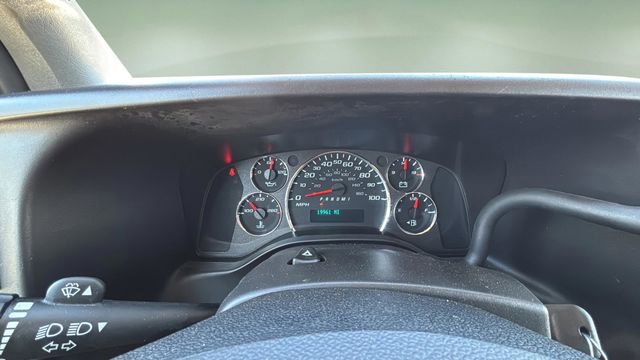 Used 2024 GMC Savana 2500 w/ Driver Convenience Package RWD image 15