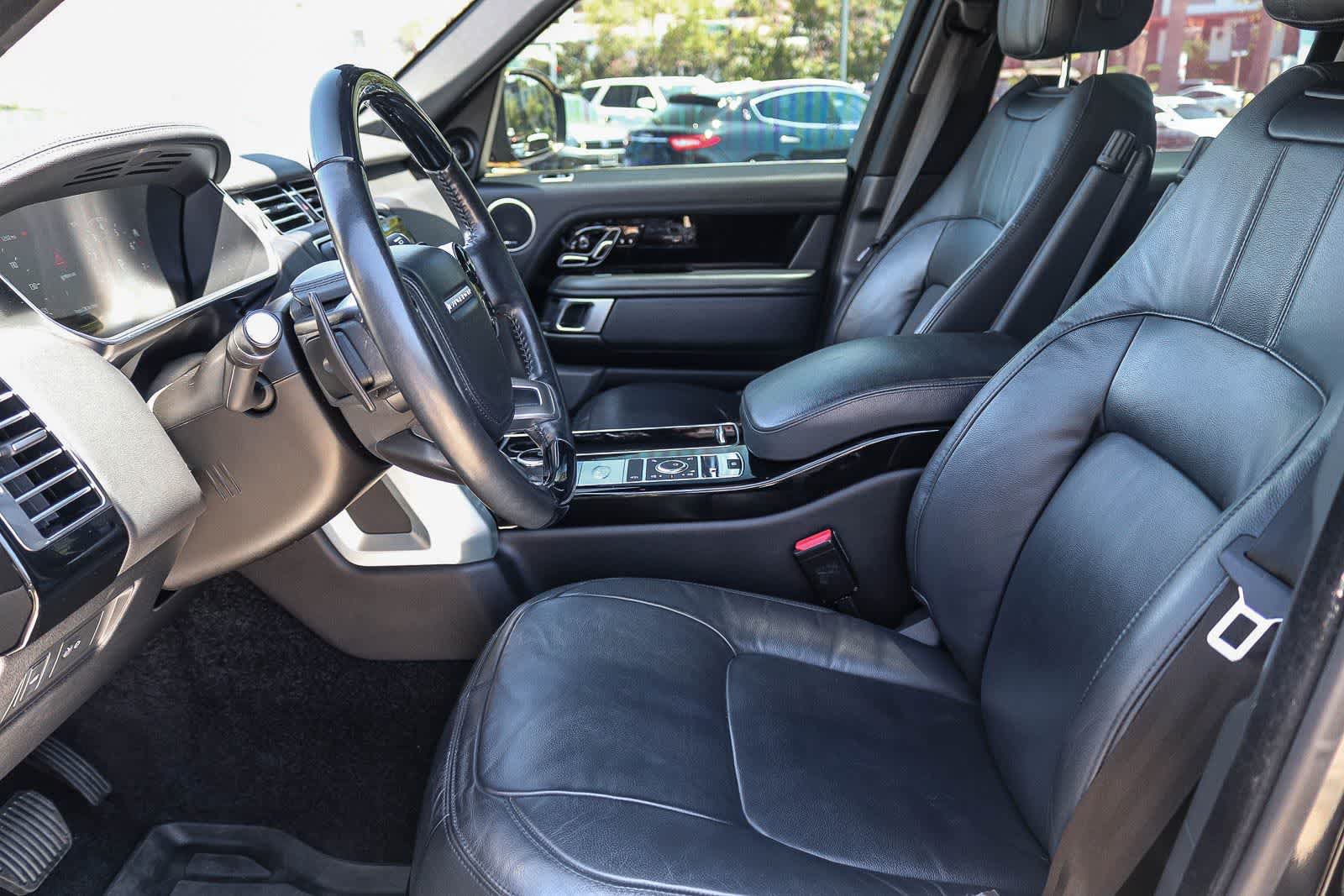Used 2021 Land Rover Range Rover AWD/4WD image 18