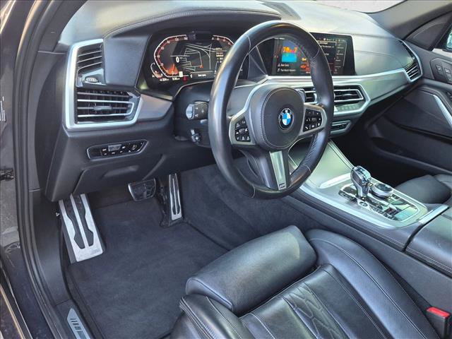 Used 2022 BMW X5 sDrive40i w/ M Sport Package RWD image 3
