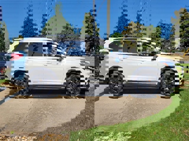 New 2025 Subaru Ascent Bronze Edition image 2