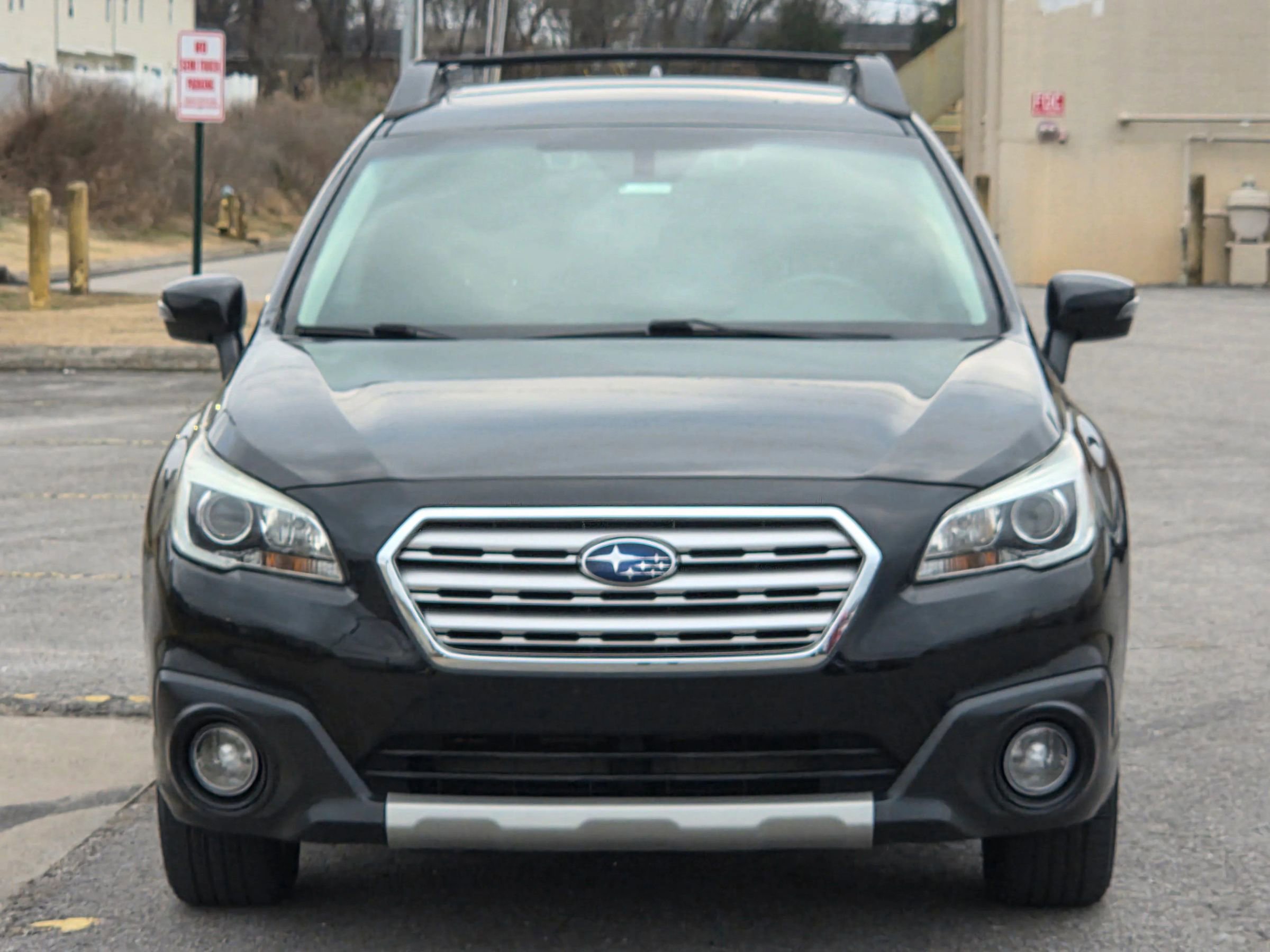 Used 2017 Subaru Outback 3.6R Limited image 2