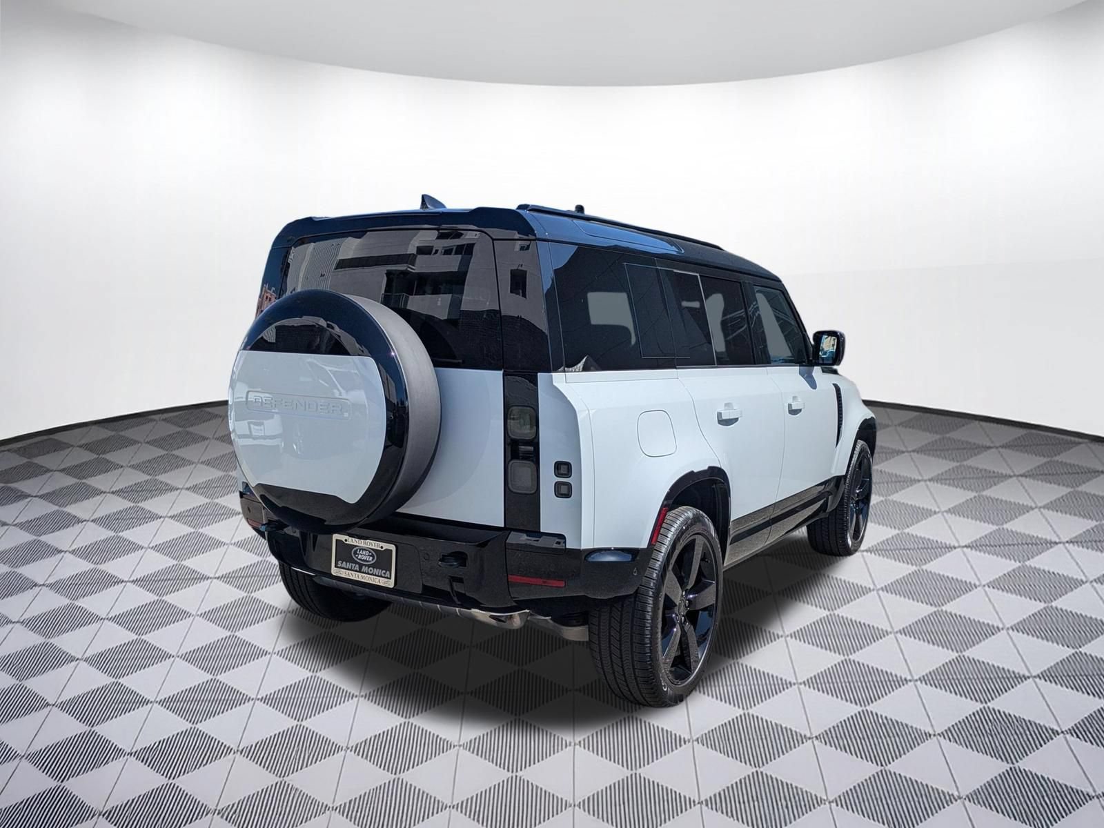 New 2026 Land Rover Defender 110 X-Dynamic SE AWD/4WD image 5