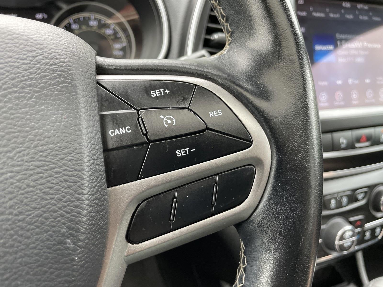 Certified 2021 Jeep Cherokee Latitude Lux 80th Anniv w/ Quick Order Package 26U 80TH FWD image 17