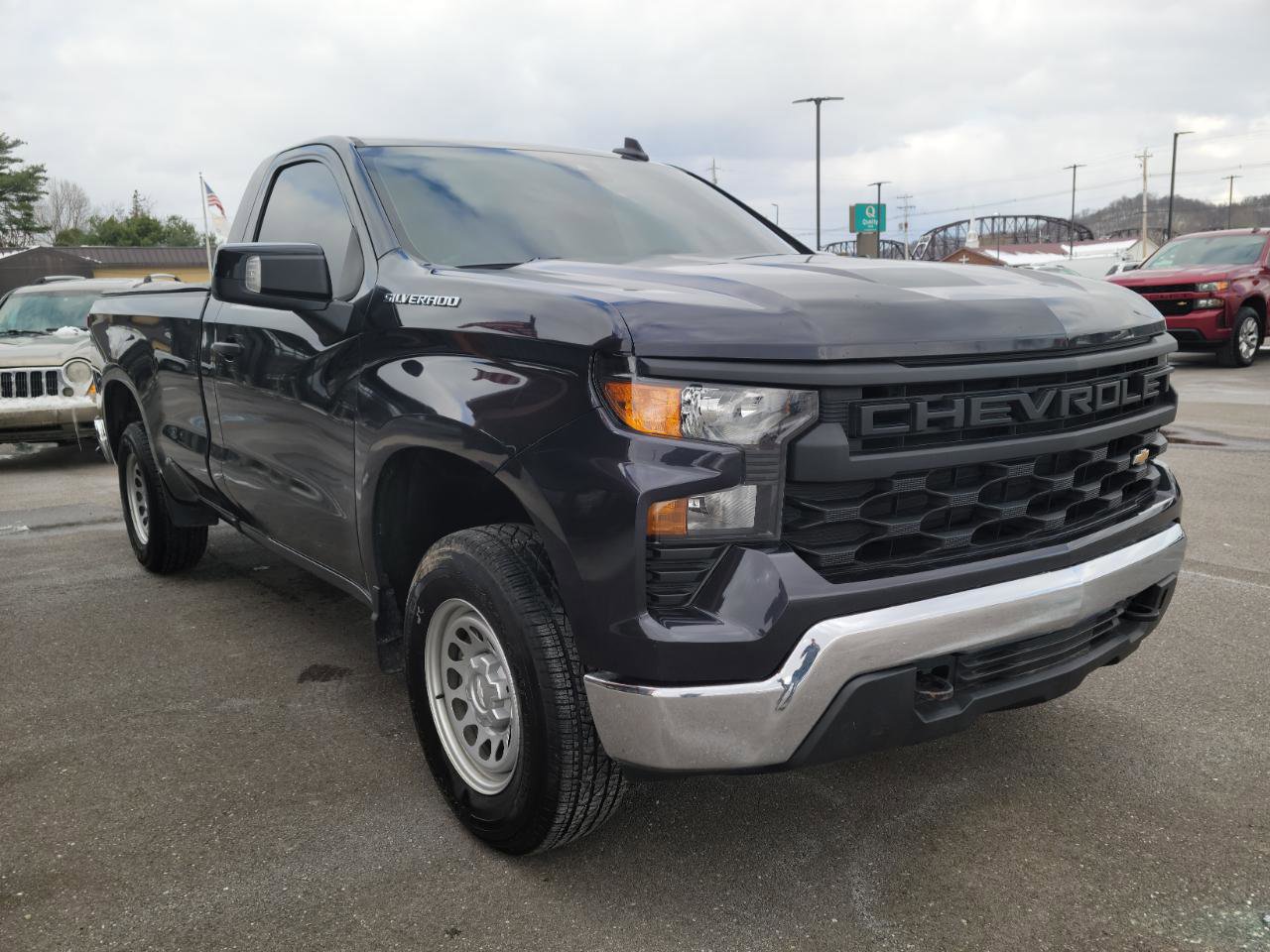 Used 2022 Chevrolet Silverado 1500 W/T w/ WT Value Package image 3
