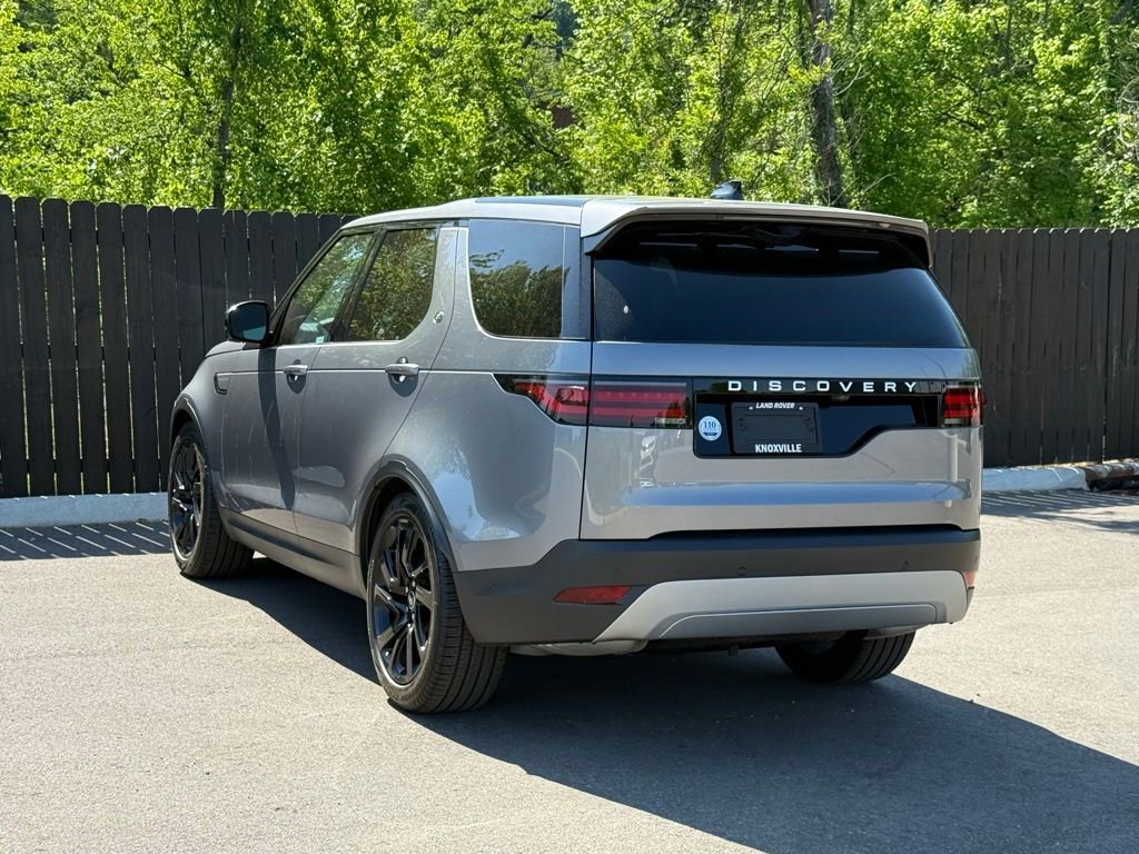 Used 2025 Land Rover Discovery S AWD/4WD image 3