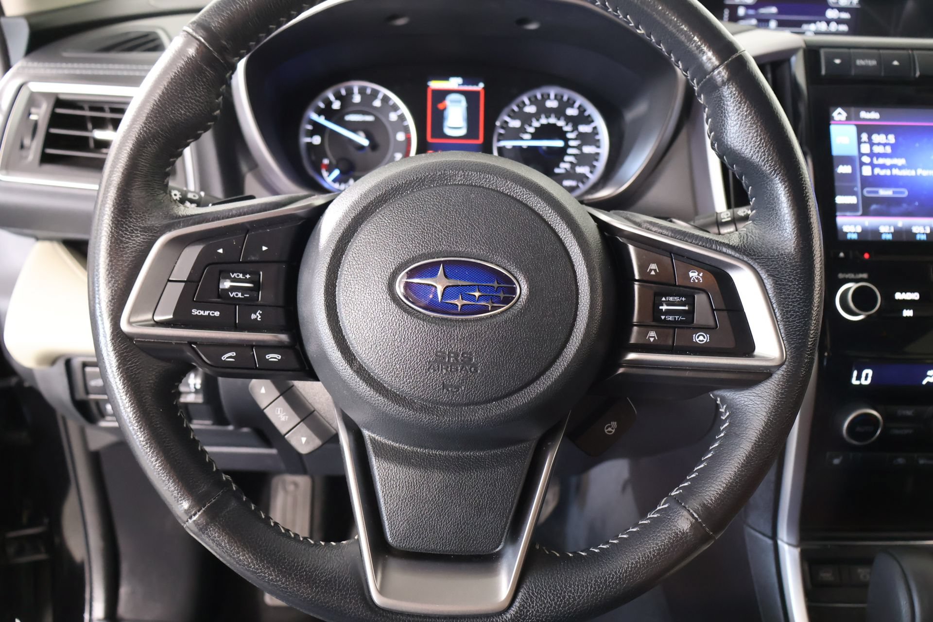 Used 2022 Subaru Ascent Limited AWD/4WD image 3