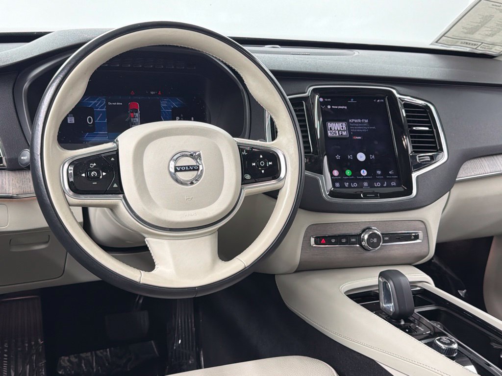 Used 2023 Volvo XC90 B6 Plus AWD/4WD image 37