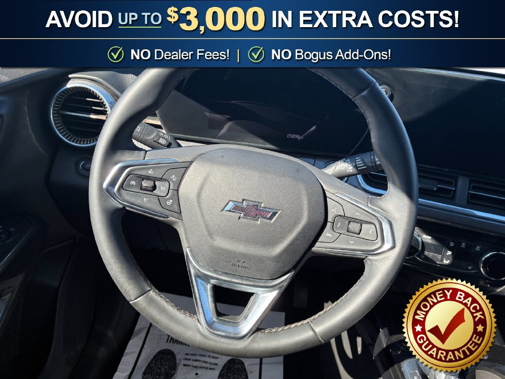 Used 2024 Chevrolet Trax ACTIV w/ Sunroof Package FWD image 18