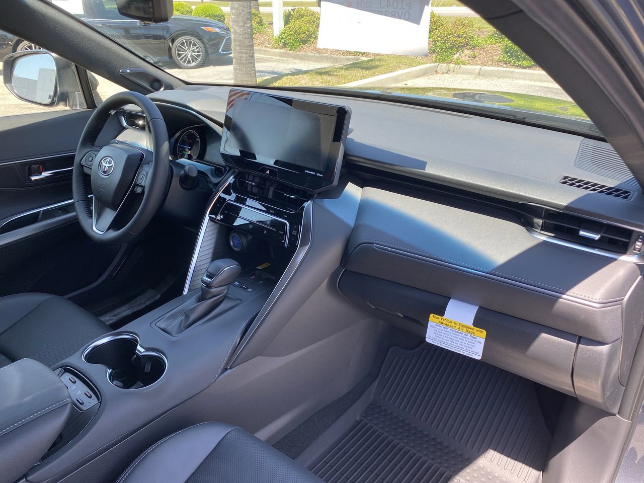 Used 2021 Toyota Venza Limited AWD/4WD image 42