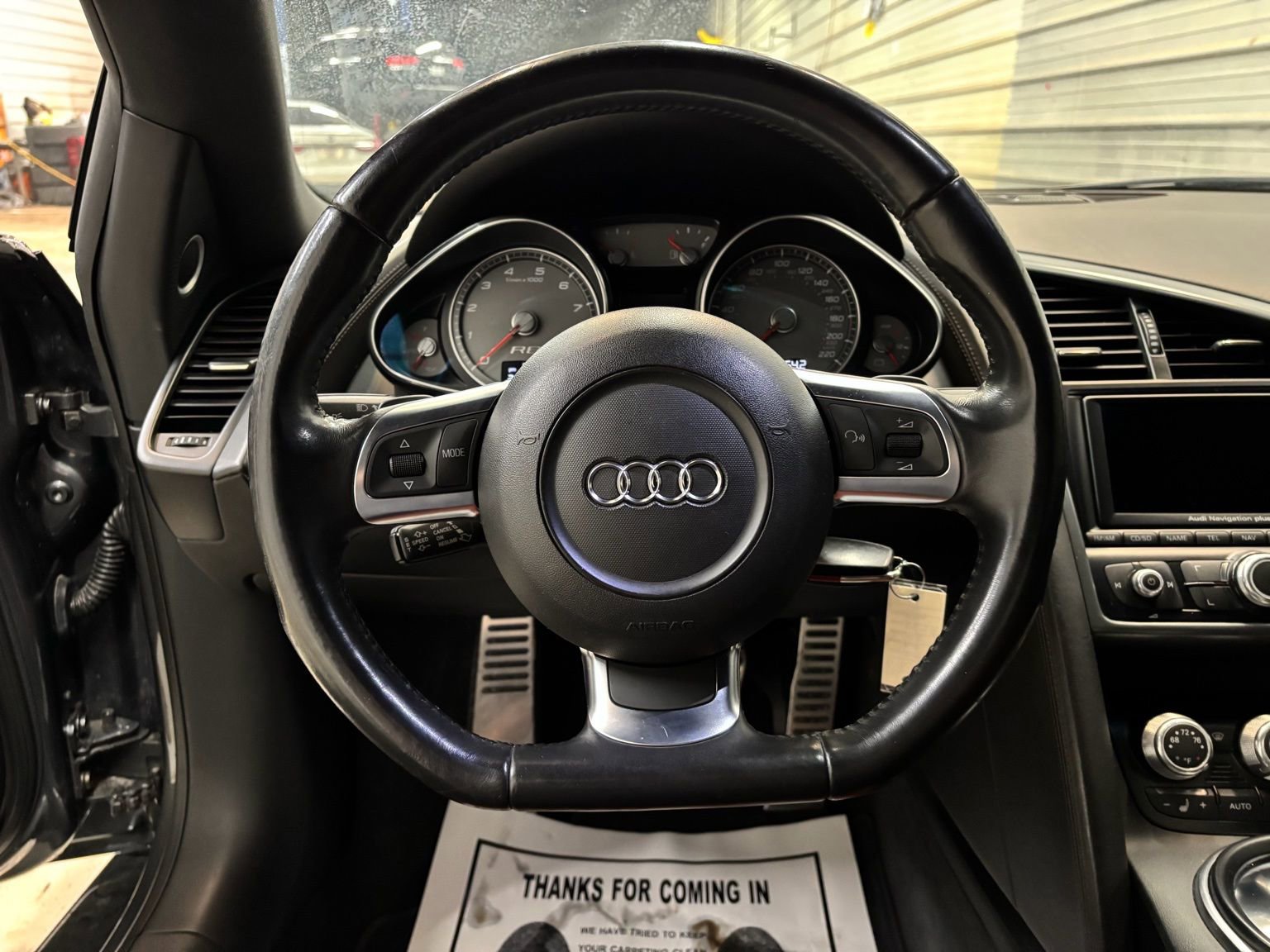 Used 2009 Audi R8 V8 image 11