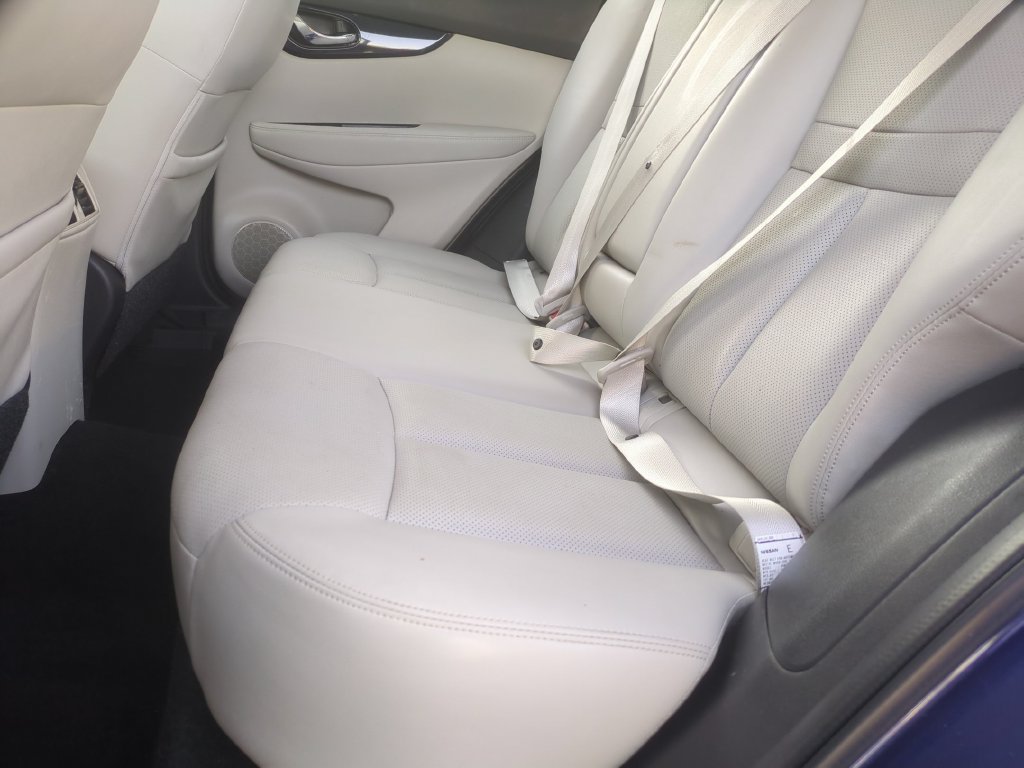 Used 2019 Nissan Rogue Sport SL AWD/4WD image 14