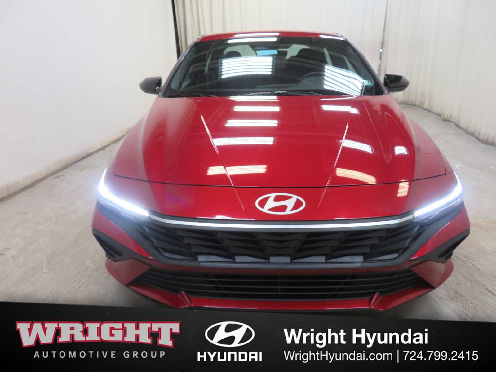 Used 2025 Hyundai Elantra Sport image 2