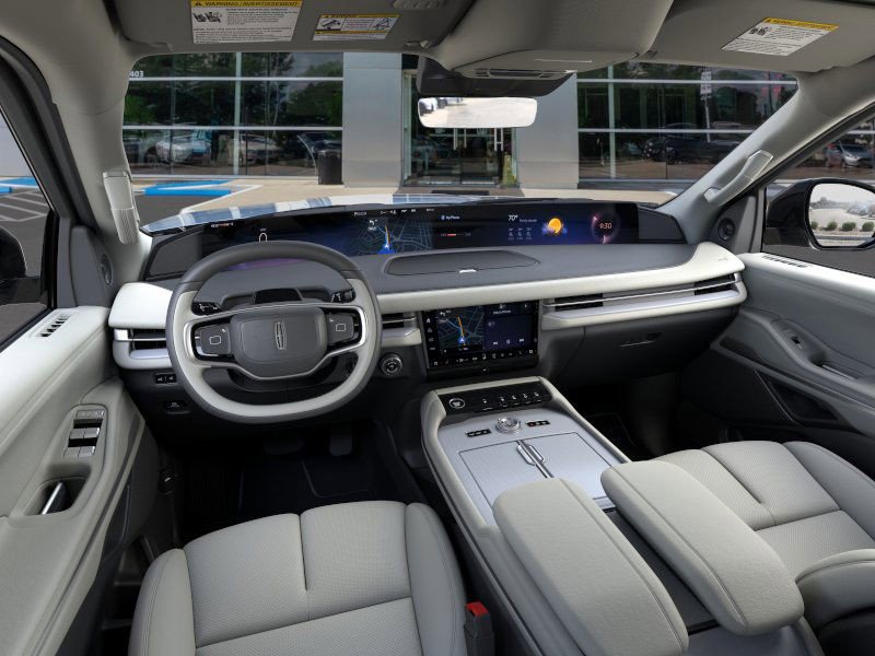 New 2026 Lincoln Navigator L Premier image 9