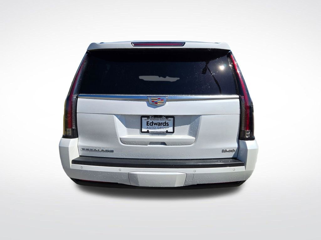 Used 2018 Cadillac Escalade ESV Premium Luxury image 4