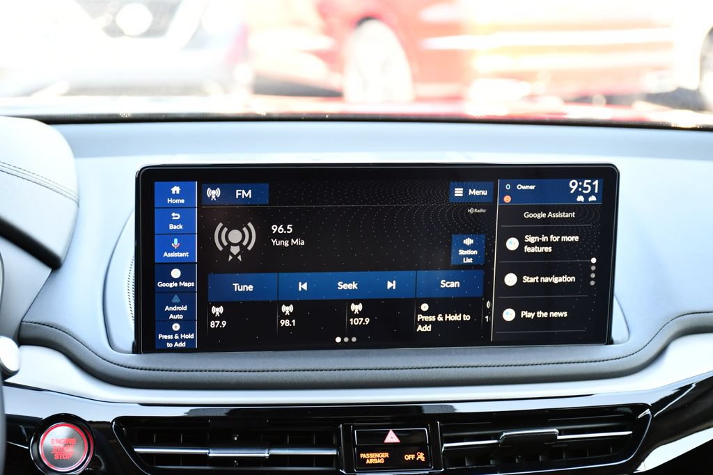 Certified 2026 Acura MDX w/ Technology Package FWD image 36