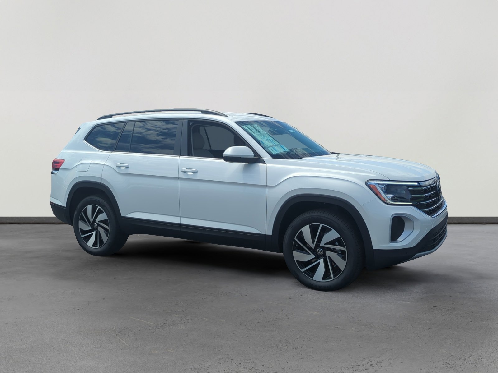 New 2026 Volkswagen Atlas SE FWD image 7