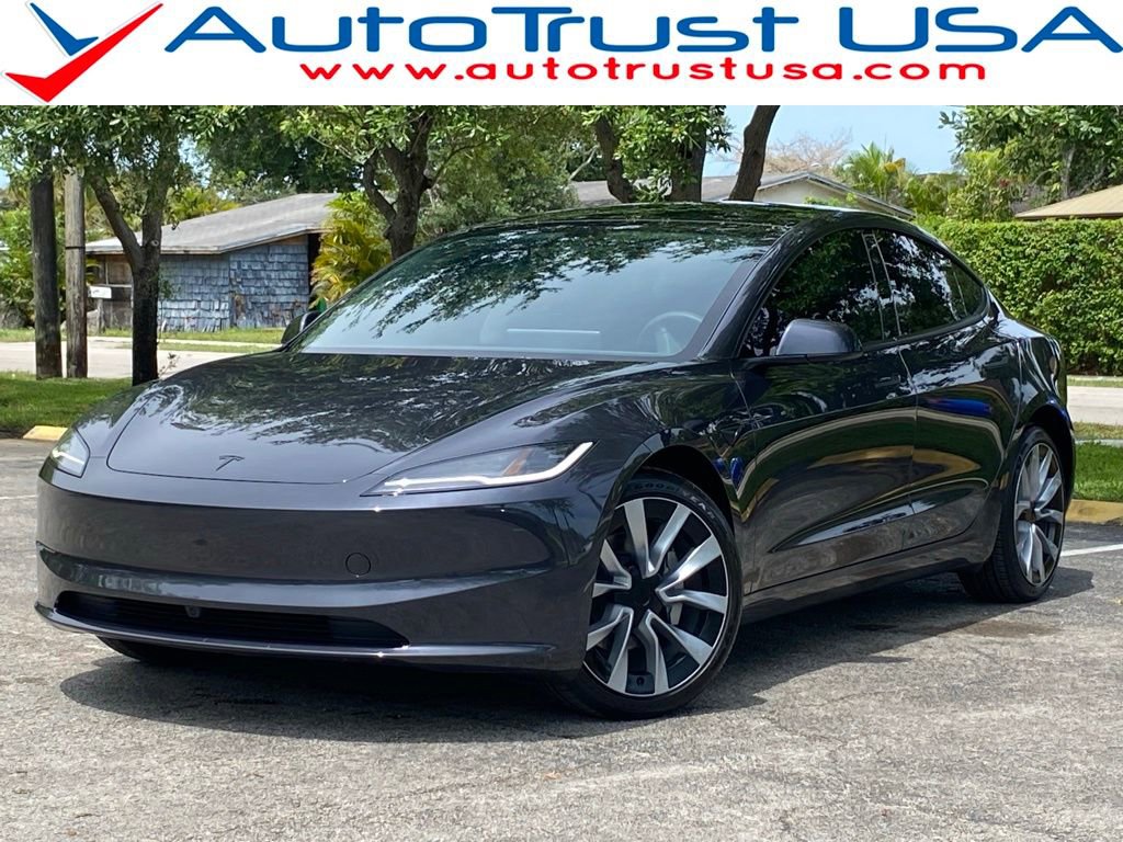 Used 2026 Tesla Model 3 RWD image 1