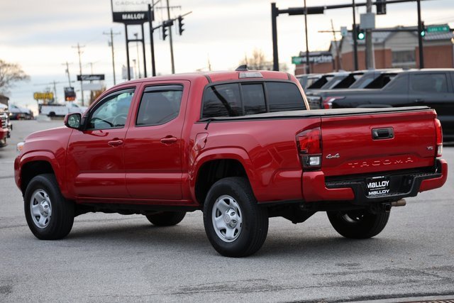 Used 2023 Toyota Tacoma SR video 2