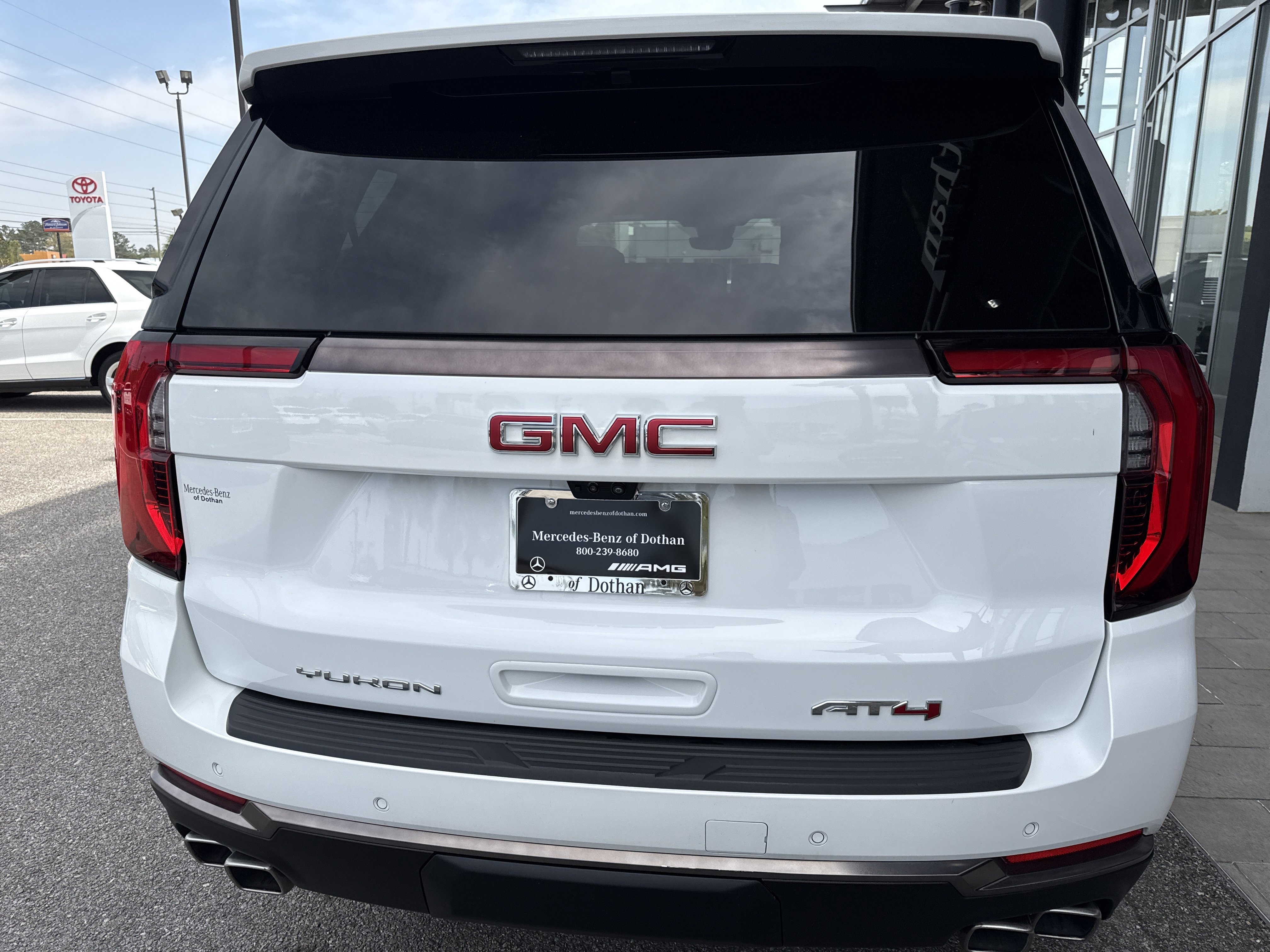 Used 2025 GMC Yukon AT4 Ultimate w/ LPO, Floor Liner Package image 3