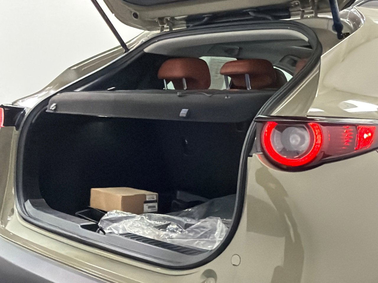 Certified 2025 MAZDA CX-30 Carbon image 8