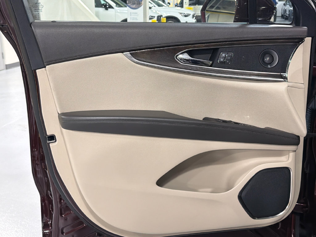Used 2019 Lincoln Nautilus Reserve AWD/4WD image 9