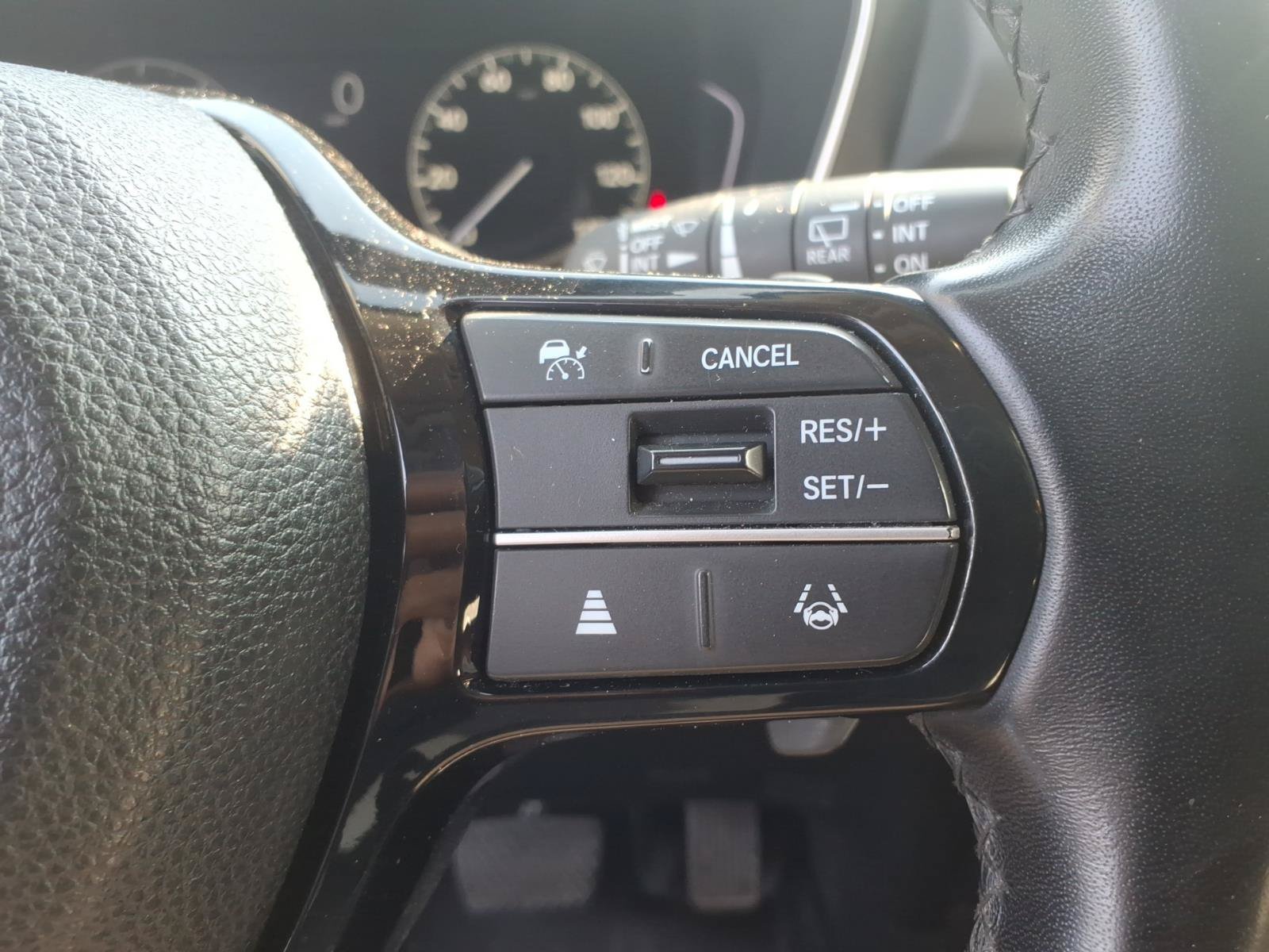 Used 2024 Honda Pilot Touring image 24