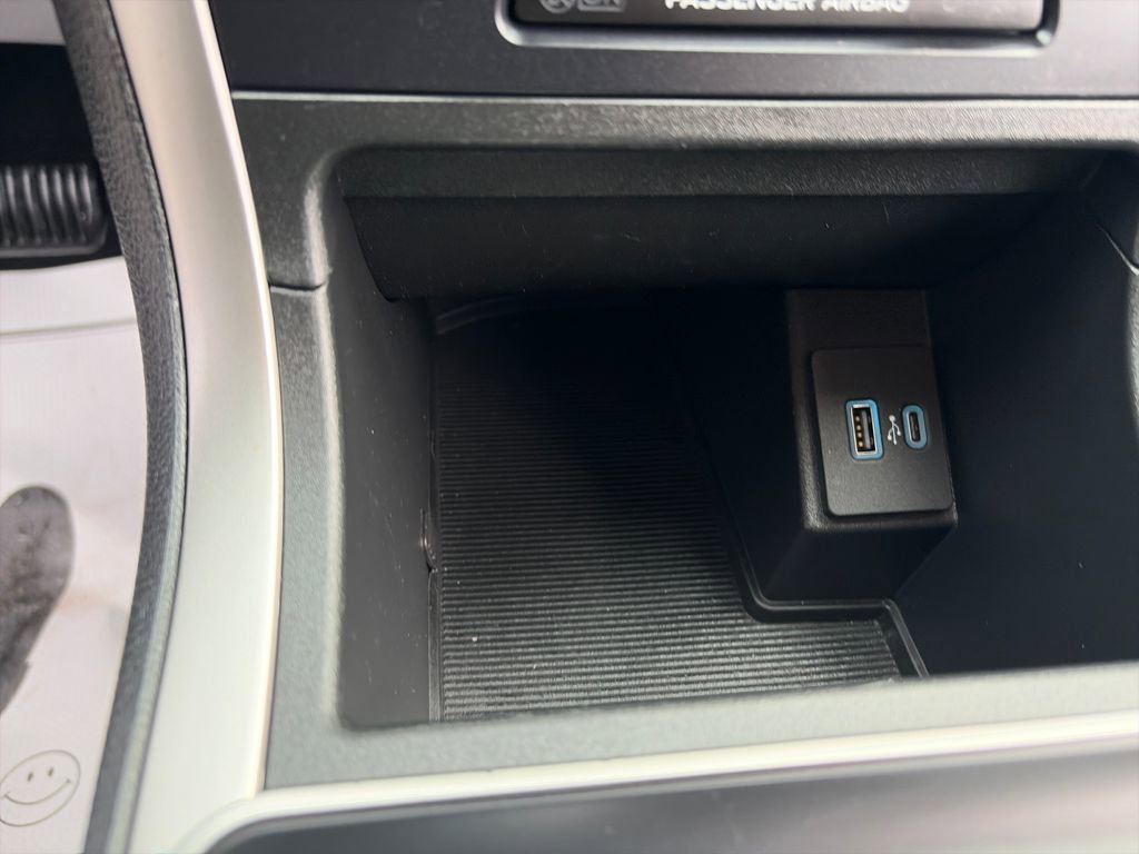 Used 2024 Ford Edge SE image 22