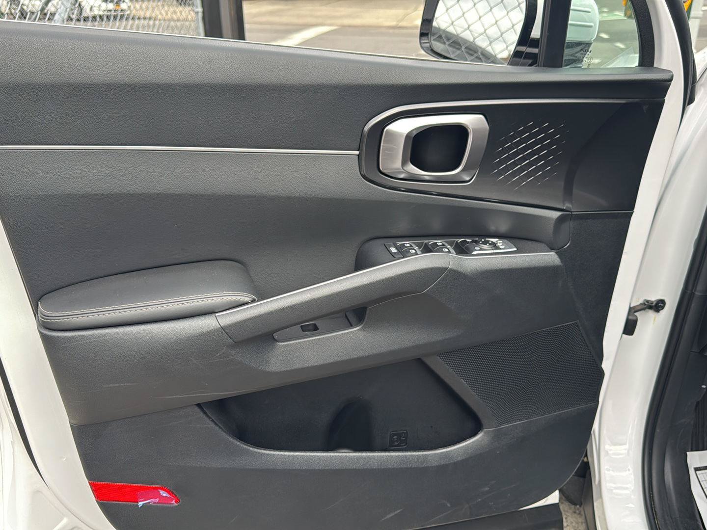 New 2025 Kia Sorento S AWD/4WD image 13