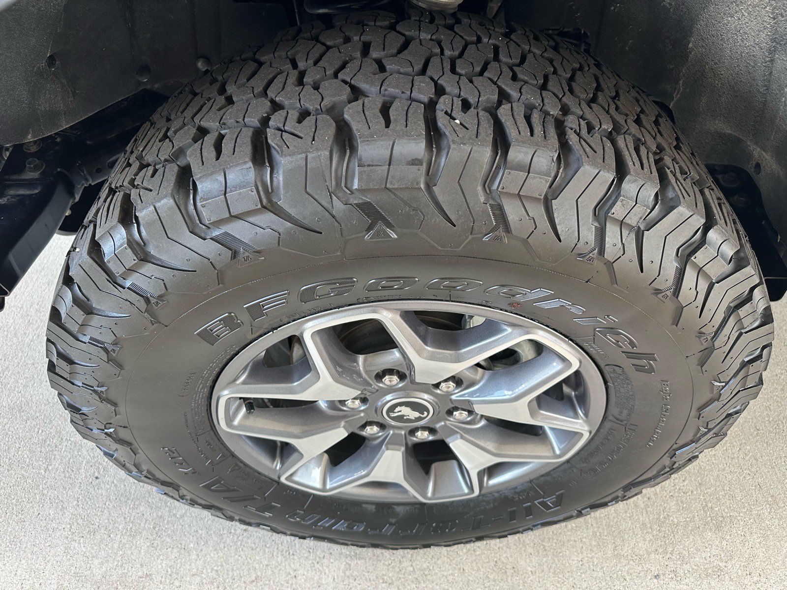 Certified 2025 Ford Bronco Badlands AWD/4WD image 7